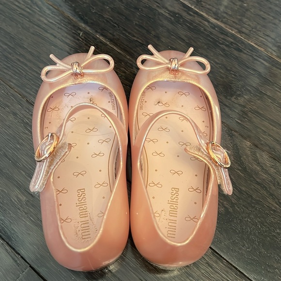 Mini Melissa - Picture 3 of 3